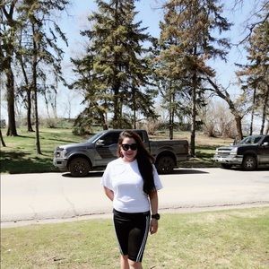 Meet your Posher, Jaybee